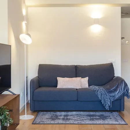 Apartman Apg Carrer Nou Atic *