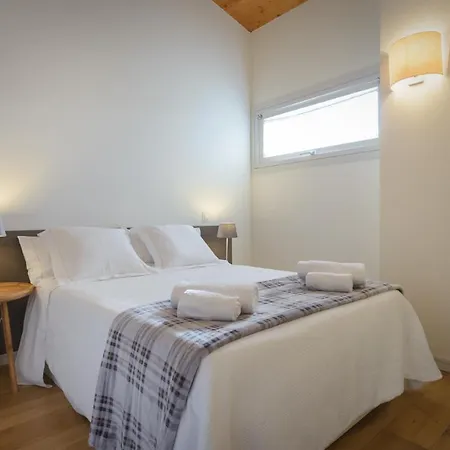 Apartman Apg Carrer Nou Atic